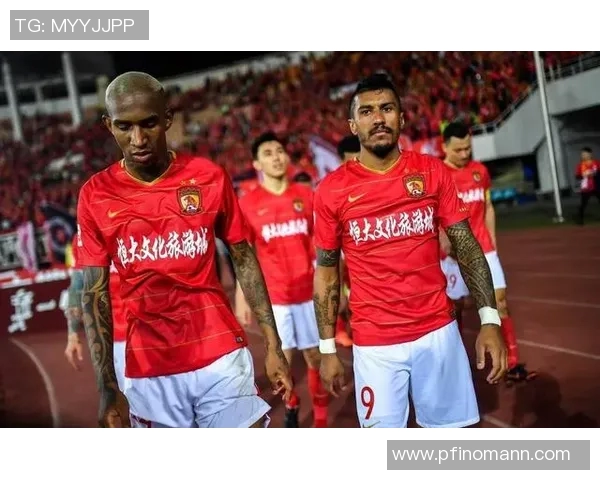 武汉篮球队在洲际杯中的表现分析与状态评估 武汉篮球队在洲际杯中的表现分析与状态评估