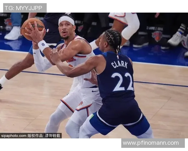 森林狼与快船激战正酣谁能在这场对决中笑到最后