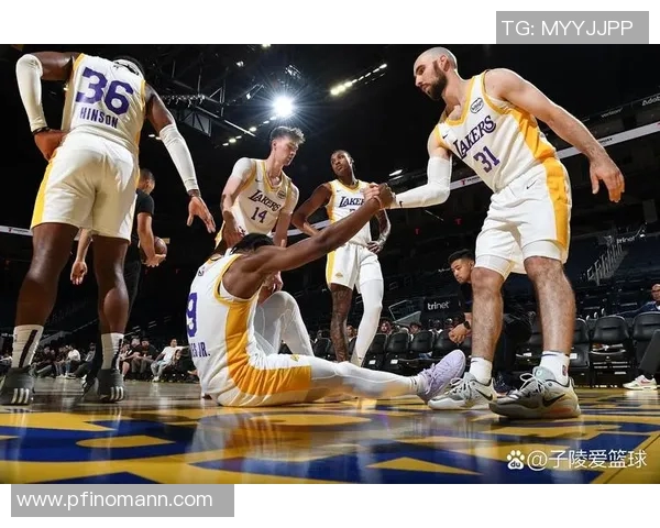 湖人对阵热火精彩赛事在线直播全程回顾与分析