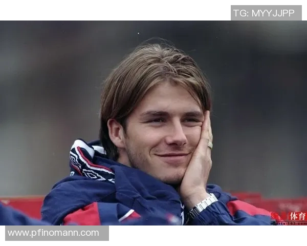 贝克汉姆与小罗的足球传奇对决谁才是真正的球场魔法师