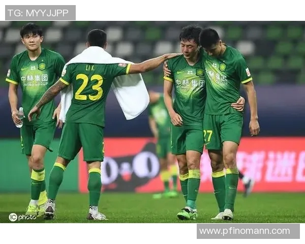 恒大与国安激战正酣精彩比赛直播全程回顾与分析