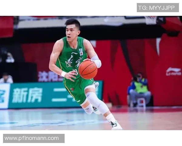 李慕豪：从篮球新星到职业生涯的辉煌历程与未来展望