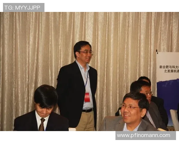 飞盘追梦:黄强的激情与坚持在深度对话中展现人生哲学MBA 飞盘追梦:黄强的激情与坚持在深度对话中展现人生哲学MBA