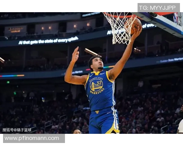 2014年勇士与老鹰的对决回顾：精彩瞬间与战术分析